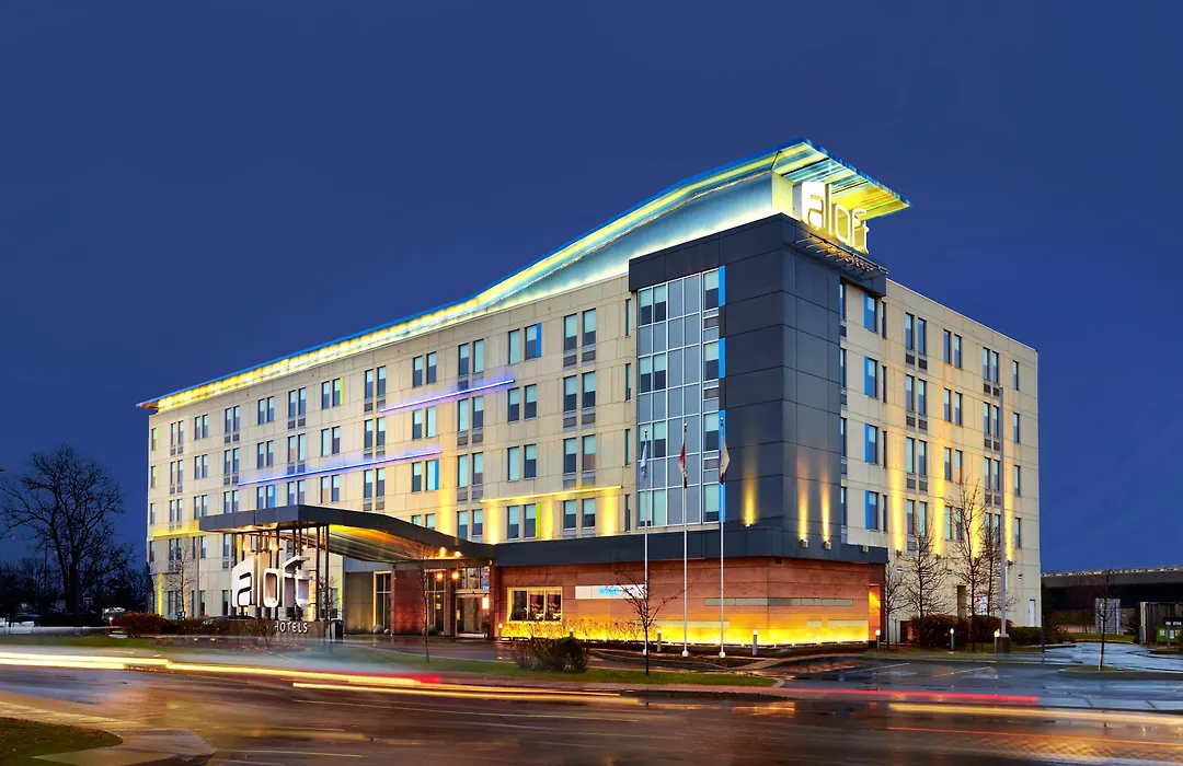 Aloft By Marriott Montreal Airport-1