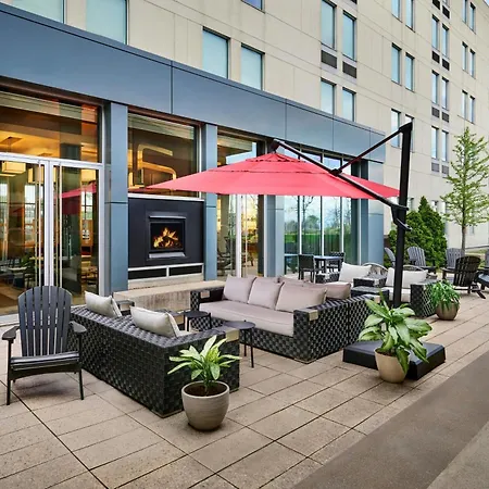 Aloft By Marriott Montreal Airport-2